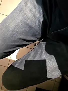 Snapshot of Lorent6969 chatting on 02-22-26, 08:24 Lorent6969 online show from 02-22-26, 08:24