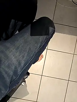 Snapshot of Lorent6969 chatting on 03-19-26, 07:34 Lorent6969 online show from 03-19-26, 07:34