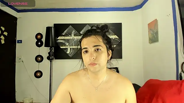 SARAMISHA online show from 09-27-25, 04:01