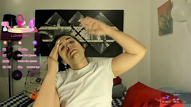 SARAMISHA online show from 02-10-26, 02:04