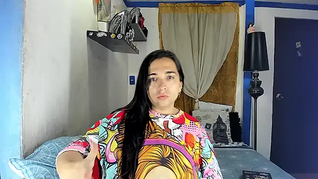 SARAMISHA online show from 05-11-26, 07:55