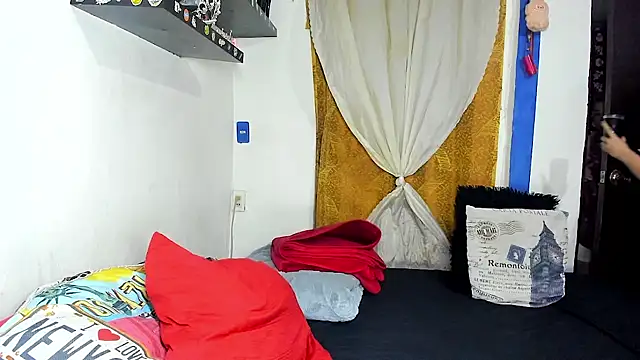 SARAMISHA online show from 06-22-26, 01:18