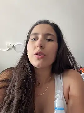 LittleDoll    online show from 02-15-26, 02:25