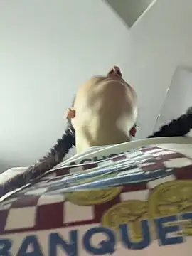 LittleDoll    online show from 03-27-26, 01:00