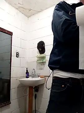 Snapshot of jordirey chatting on 02-16-25, 02:31 jordirey online show from 02-16-25, 02:31