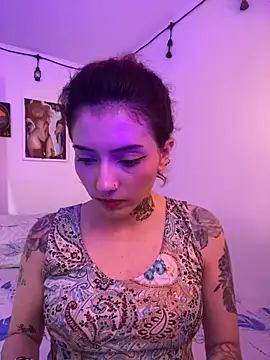 LiliJones  online show from 03-17-25, 04:43