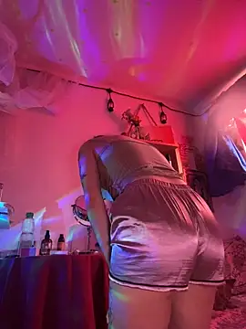 LiliJones  online show from 09-24-25, 08:23