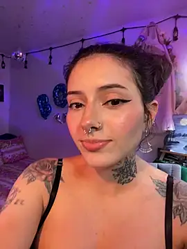 LiliJones  online show from 06-16-26, 05:04