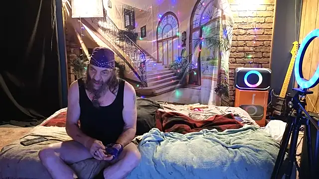 PropertyAndBiker online show from 09-13-25, 09:58