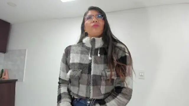 Luna Dumont online show from 06-05-26, 11:16