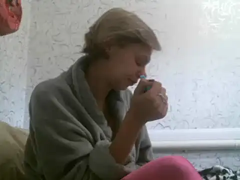 Snapshot of Julie_Silver chatting on 10-11-25, 05:17 Julie Silver online show from 10-11-25, 05:17
