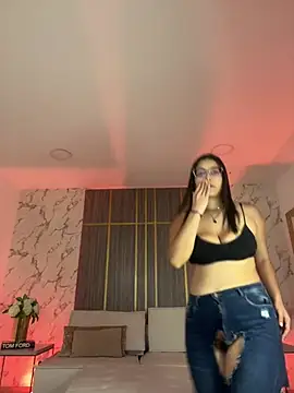 Dollar-girl online show from 03-19-26, 02:10