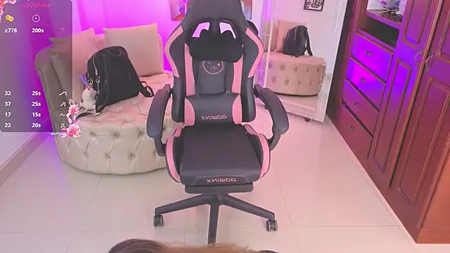 NATAASHA    online show from 09-29-25, 03:44