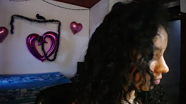 Snapshot of Mr_MrsCurie chatting on 12-07-24, 10:28 Mr MrsCurie online show from 12-07-24, 10:28