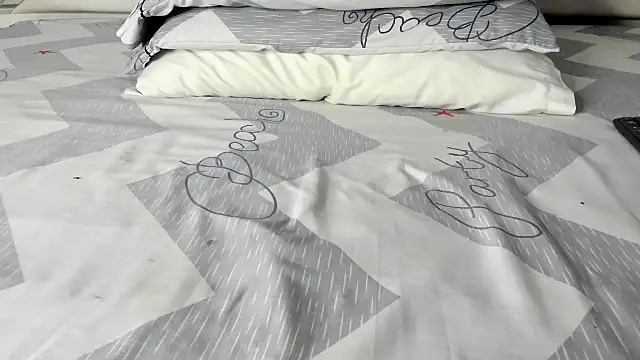 maybelline69 online show from 10-16-25, 04:30