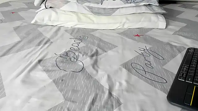 maybelline69 online show from 10-17-25, 08:11