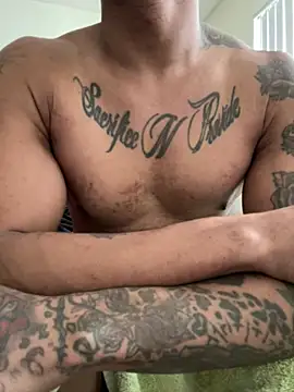 Snapshot of MidnightFlexxx chatting on 12-20-24, 05:40 MidnightFlexxx online show from 12-20-24, 05:40