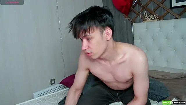 CalvinOwens online show from 03-08-25, 01:03