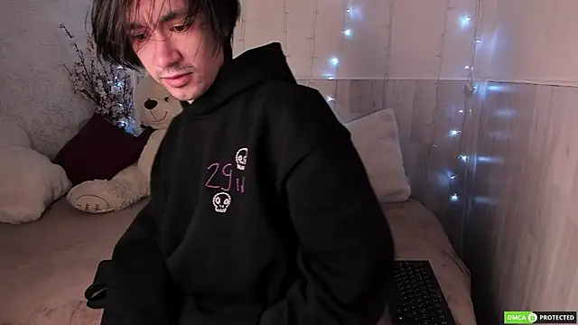 CalvinOwens online show from 11-17-25, 03:12