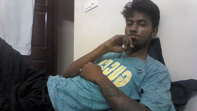 just fucks online show from 09-25-25, 01:15