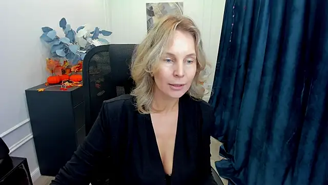 Sinty Devis online show from 10-21-25, 11:44