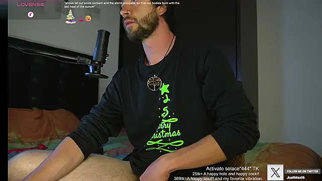 Snapshot of just_maxii chatting on 01-30-25, 10:19 just maxii online show from 01-30-25, 10:19