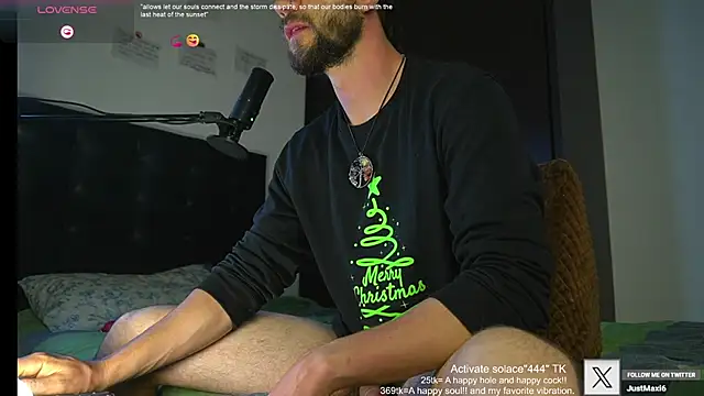 Snapshot of just_maxii chatting on 03-20-25, 11:12 just maxii online show from 03-20-25, 11:12