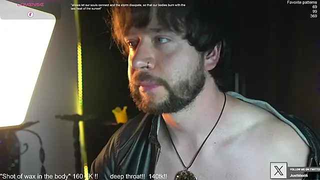 Snapshot of just_maxii chatting on 11-04-25, 11:37 just maxii online show from 11-04-25, 11:37