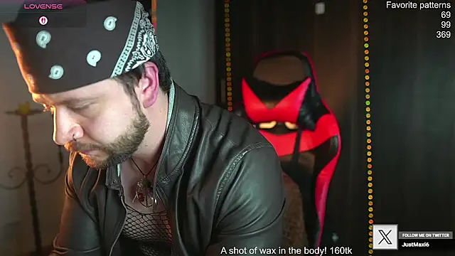 Snapshot of just_maxii chatting on 02-25-26, 10:52 just maxii online show from 02-25-26, 10:52