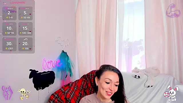 jessica tiny online show from 05-09-26, 02:28