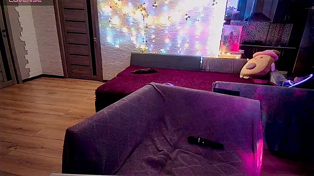 Akemilun online show from 12-13-24, 09:52