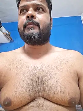 Snapshot of dirtybearr chatting on 03-22-25, 12:04 dirtybearr online show from 03-22-25, 12:04