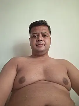 Snapshot of dirtybearr chatting on 11-05-25, 05:07 dirtybearr online show from 11-05-25, 05:07