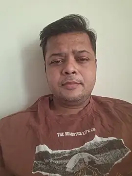 Snapshot of dirtybearr chatting on 11-18-25, 05:34 dirtybearr online show from 11-18-25, 05:34