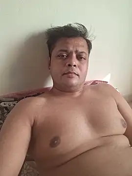 Snapshot of dirtybearr chatting on 11-26-25, 09:54 dirtybearr online show from 11-26-25, 09:54