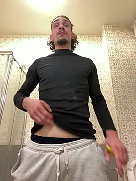 Snapshot of BostonGeorge27 chatting on 02-05-25, 01:04 BostonGeorge27 online show from 02-05-25, 01:04