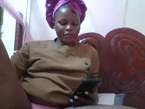 Snapshot of sweet_apple270 chatting on 01-27-25, 08:28 sweet apple270 online show from 01-27-25, 08:28