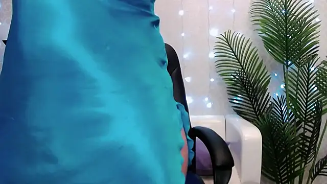 Camelia Lillie online show from 03-23-26, 01:20