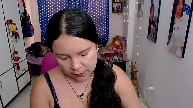 claryssa  online show from 02-23-26, 07:44