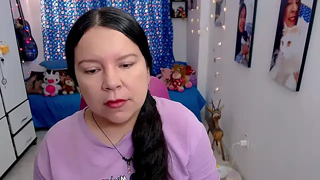 claryssa  online show from 03-20-26, 12:32