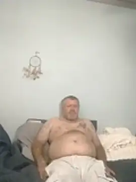 Snapshot of bigdoog8 chatting on 03-05-26, 06:15 bigdoog8 online show from 03-05-26, 06:15