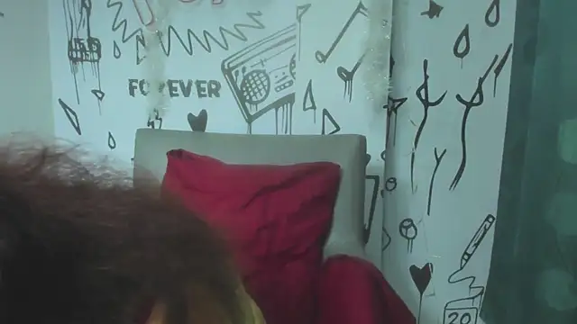 Snapshot of grandmother_milf chatting on 12-13-24, 10:02 grandmother milf online show from 12-13-24, 10:02