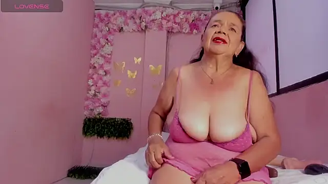 grandmother milf online show from 05-05-26, 12:57