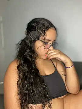 CurlyGirl 1 online show from 12-13-24, 03:11