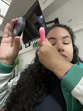 CurlyGirl 1 online show from 02-19-25, 11:28