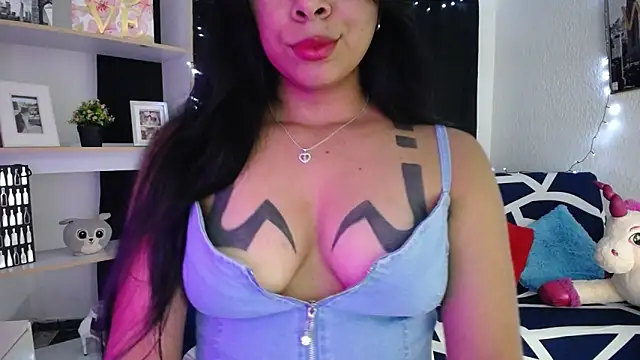 BellaLiz  online show from 01-31-25, 01:33