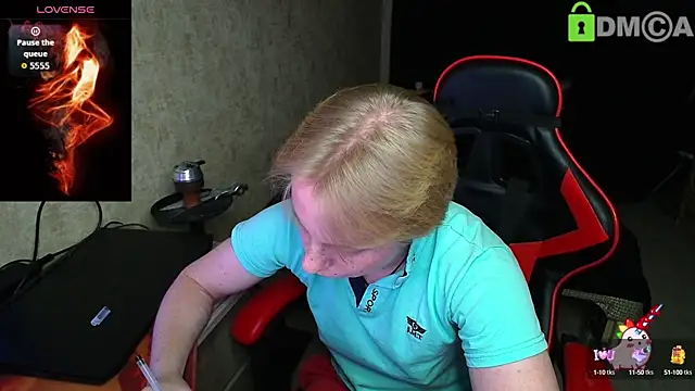 Alexis Gordon online show from 10-11-25, 04:27