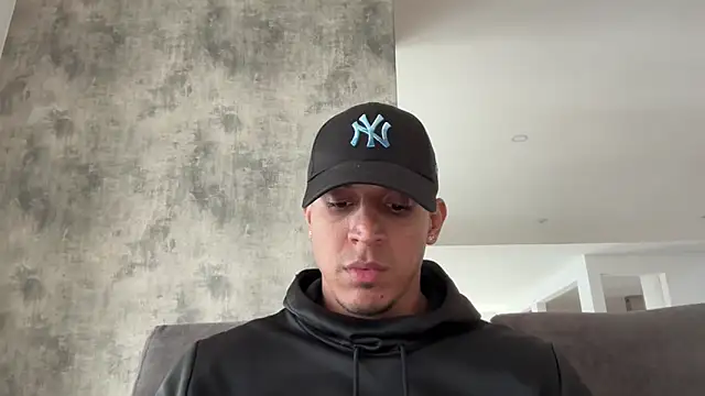 Frank heaven01 online show from 02-03-26, 09:53