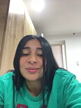 Snapshot of Meganmilk1 chatting on 02-13-26, 01:29 Meganmilk1 online show from 02-13-26, 01:29