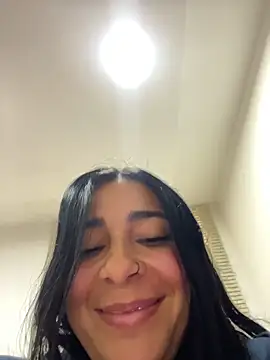 Snapshot of Meganmilk1 chatting on 02-25-26, 01:32 Meganmilk1 online show from 02-25-26, 01:32